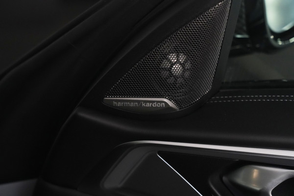 2024 BMW M4 CS Coupe Image 50