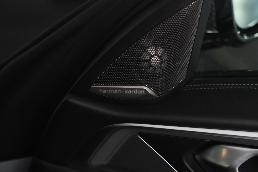 2024 BMW M4 CS Coupe Image 50
