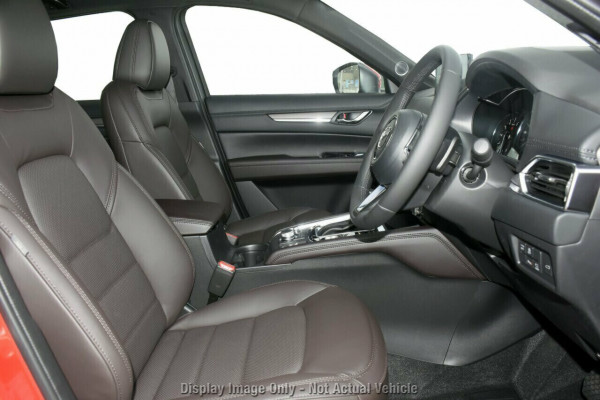 2026 Mazda CX-5 KM Series G25 Akera SUV Image 8