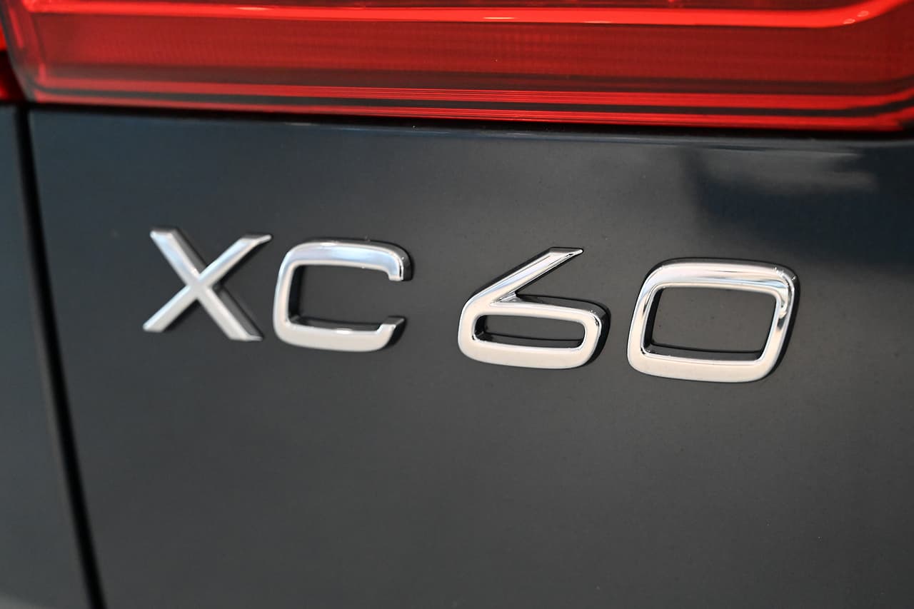 2021 Volvo XC60 UZ T5 Momentum SUV Image 7