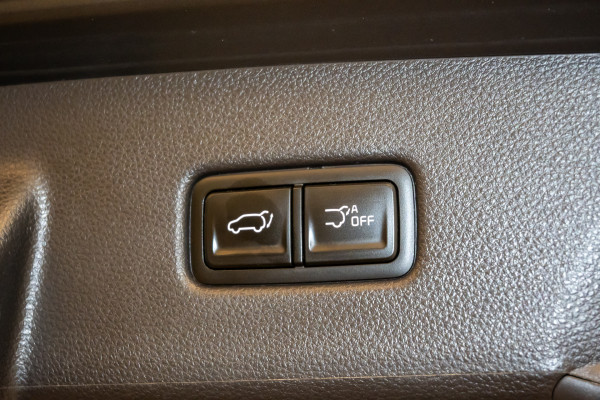 2023 Kia Carnival KA4 Special Edition People Mover image 22
