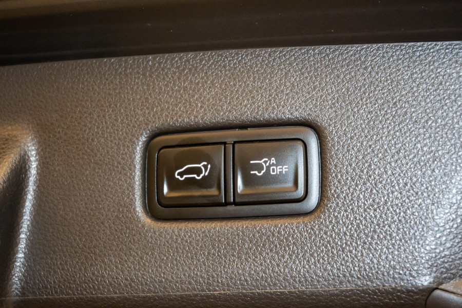 2023 Kia Carnival KA4 Special Edition People Mover