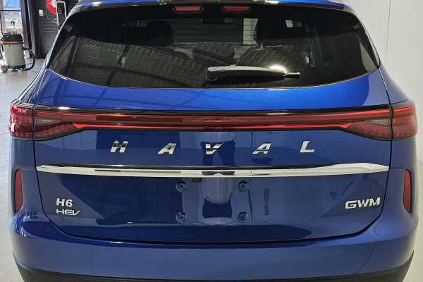 2023 Haval H6 B01 Lux Hybrid SUV Image 5