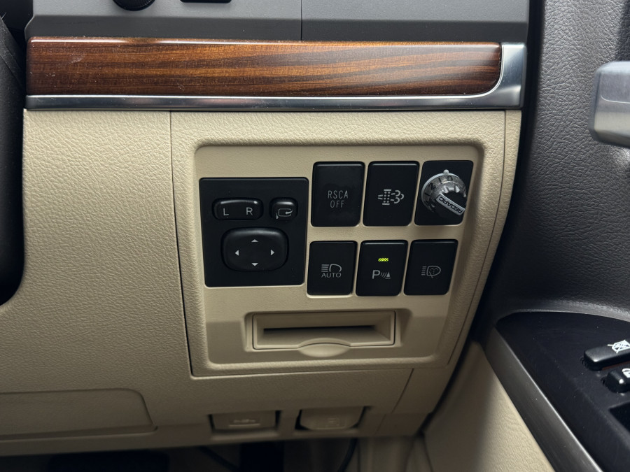 2017 Toyota LandCruiser VDJ200R Sahara SUV Image 30