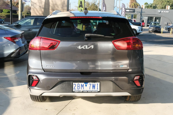 2021 MY22 Kia Niro DE Hybrid Sport SUV Image 4