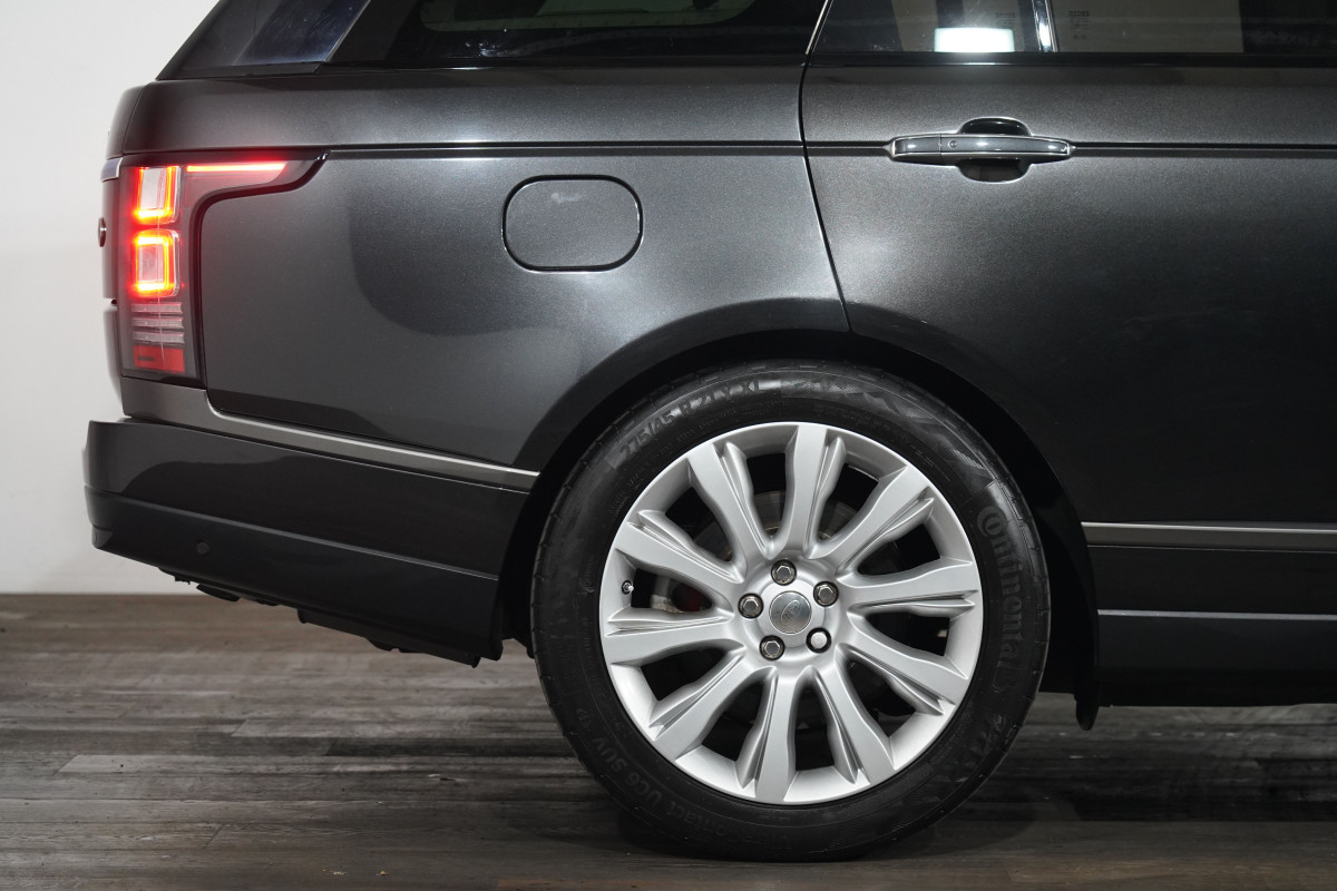 2014 Land Rover Range Rover Vogue Se Sdv8 SUV Image 6