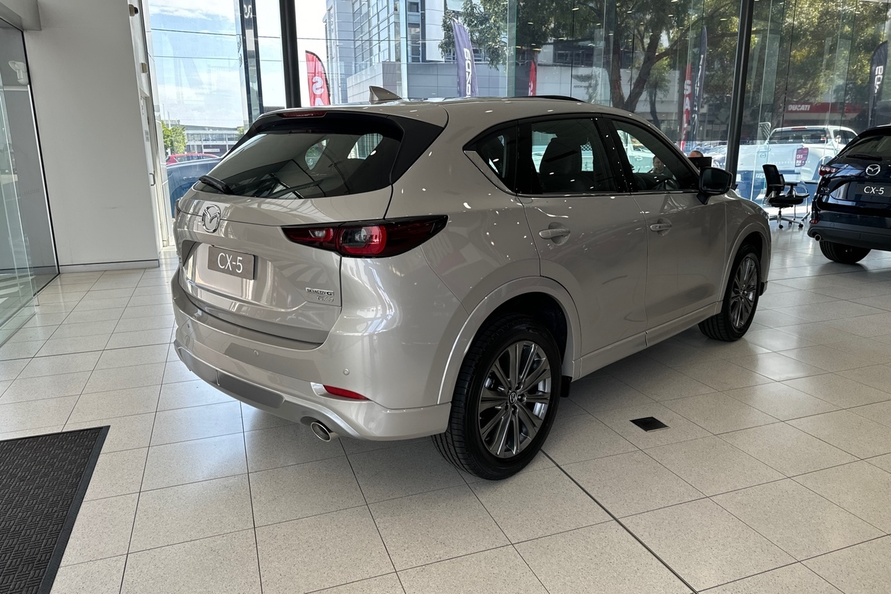 2025 MY24 Mazda CX-5 KF Series G35 Akera SUV Image 8