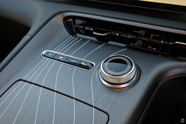 2026 MY27 Geely Starray EM-i P145 Inspire Extended Range SUV Image 13