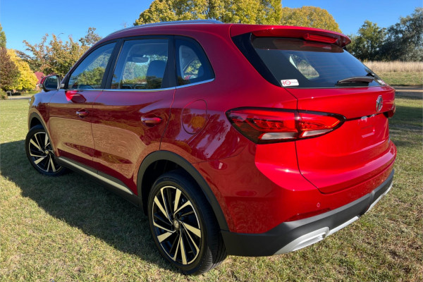 2025 MG ZS ZS32 Essence Hybrid+ SUV Image 5