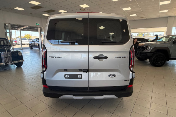 2026 MY26.5 Ford Transit Custom AV Trail LWB Van Image 4