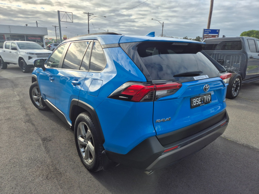 2021 Toyota RAV4 AXAH54R GXL SUV Image 11
