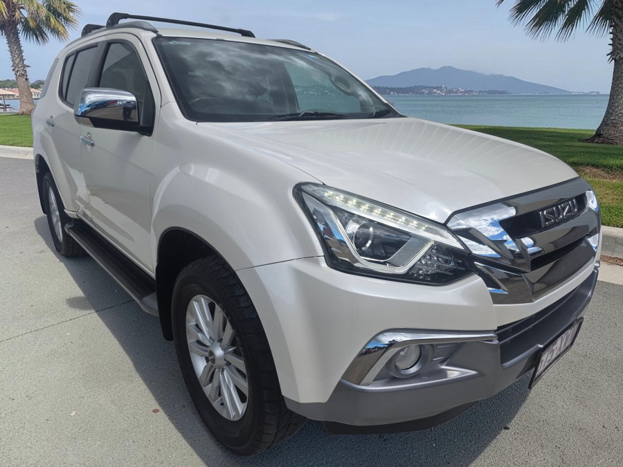 2018 Isuzu MU-X LS-T SUV Image 1