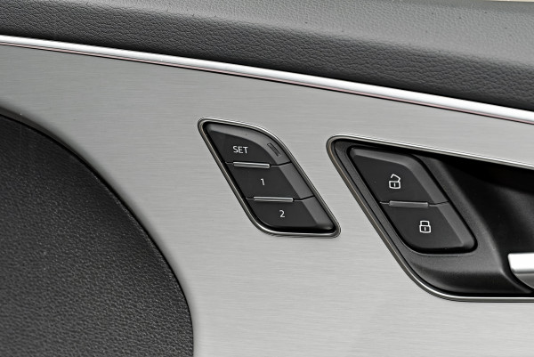 2026 Audi Q7 4M TFSI 250kW S line SUV image 18