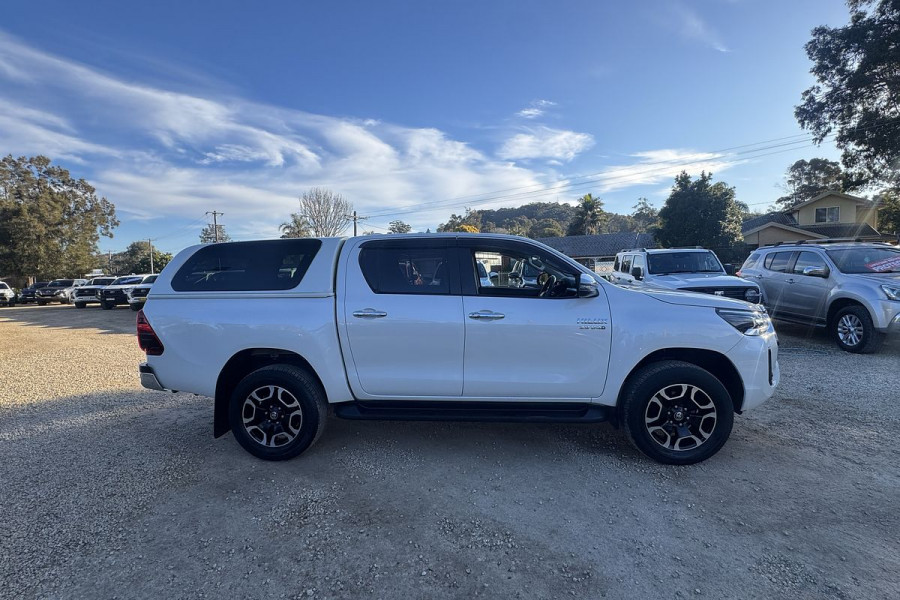 2022 Toyota HiLux GUN126R SR5 Ute Image 23