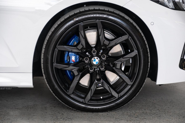 2026 BMW 3 Series G20 LCI II 330i M Sport Sedan image 25