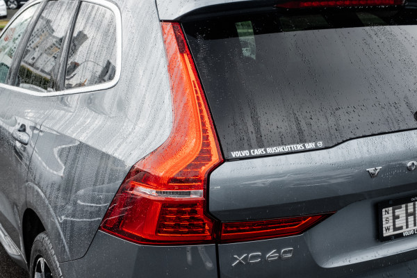 2020 Volvo XC60 UZ T5 SUV image 22