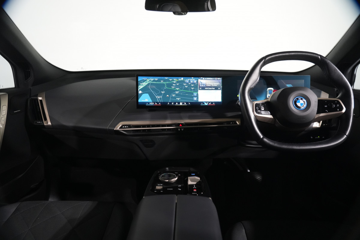 2024 BMW iX xDrive40 Sport SUV