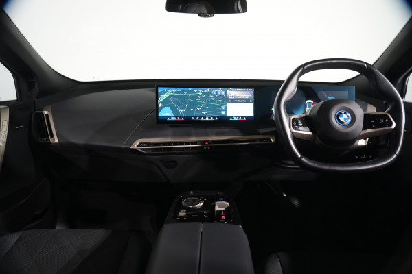 2024 BMW iX xDrive40 Sport SUV Image 14