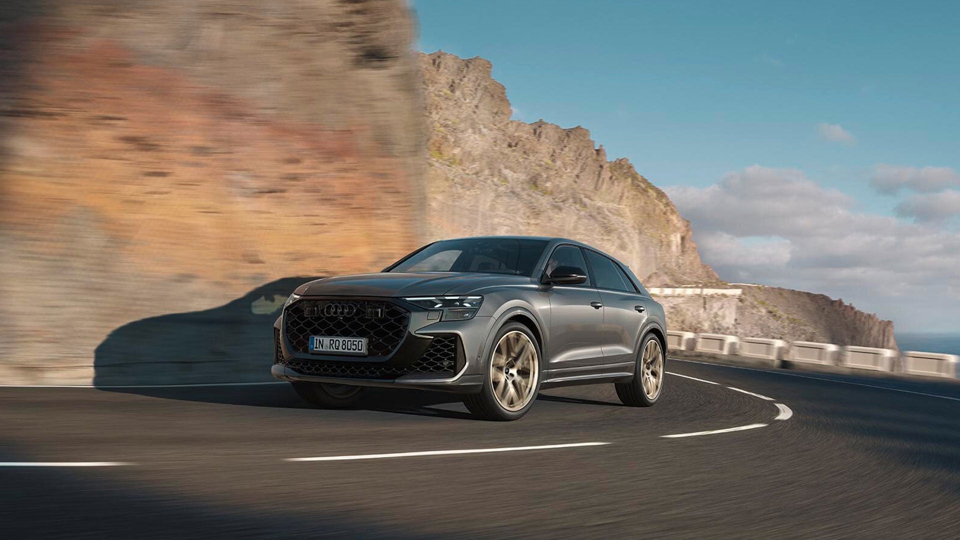 Audi RS Q8 Image