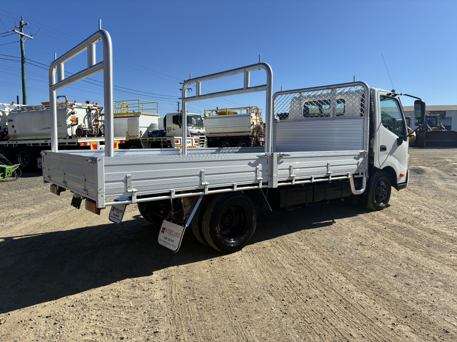 2017 Hino 300 Tray Dropside Image 2