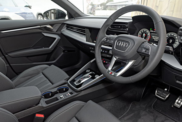 2026 Audi A3 GY TFSI 150kW S line Hatch image 7