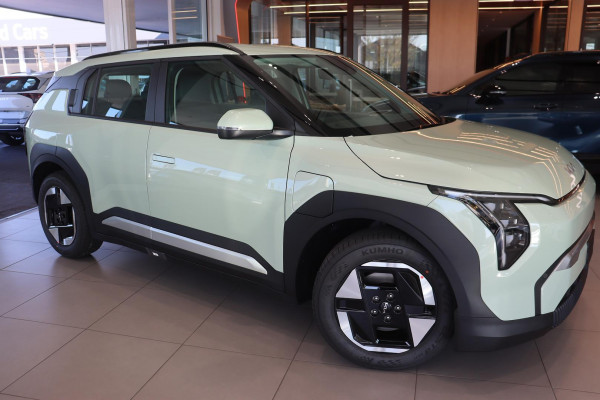2026 MY27 Kia EV3 SV Air Long Range SUV Image 11