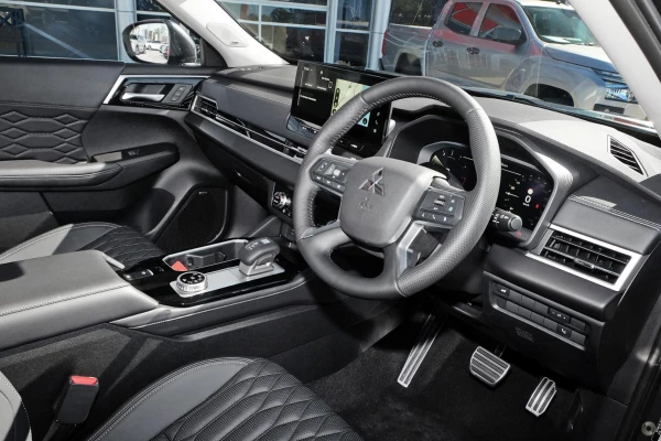 2025 Mitsubishi Outlander ZM Exceed SUV Image 5