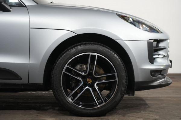 2021 Porsche Macan SUV image 5