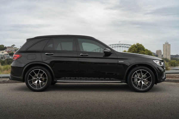 2022 Mercedes-Benz GLC-Class GLC43 AMG SUV Image 3