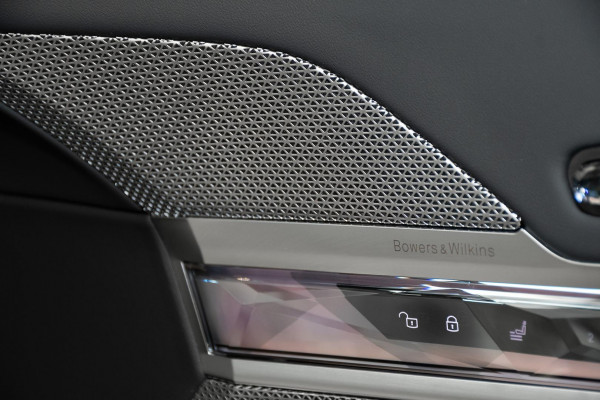 2024 BMW 7 Series G70 740i M Sport Sedan image 23