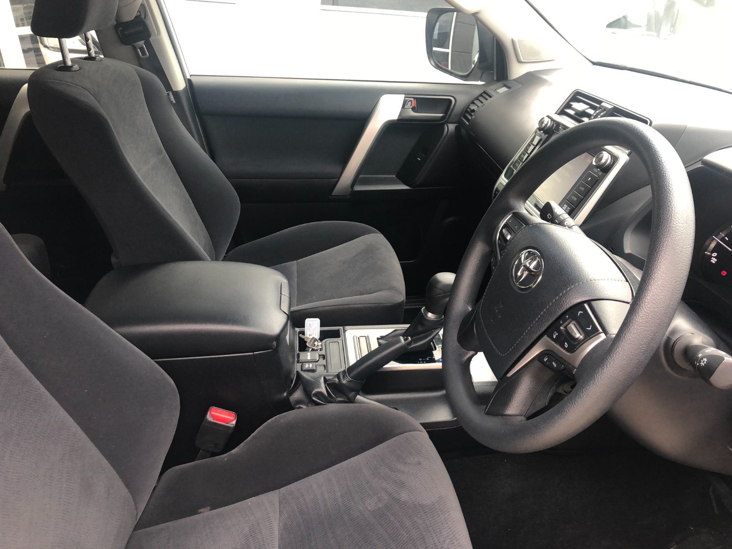 2018 Toyota LandCruiser Prado GDJ150R GX SUV Image 13