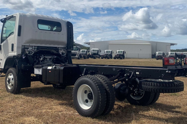 2026 Isuzu NQS 80-175 DT D34 Cab Chassis Image 9