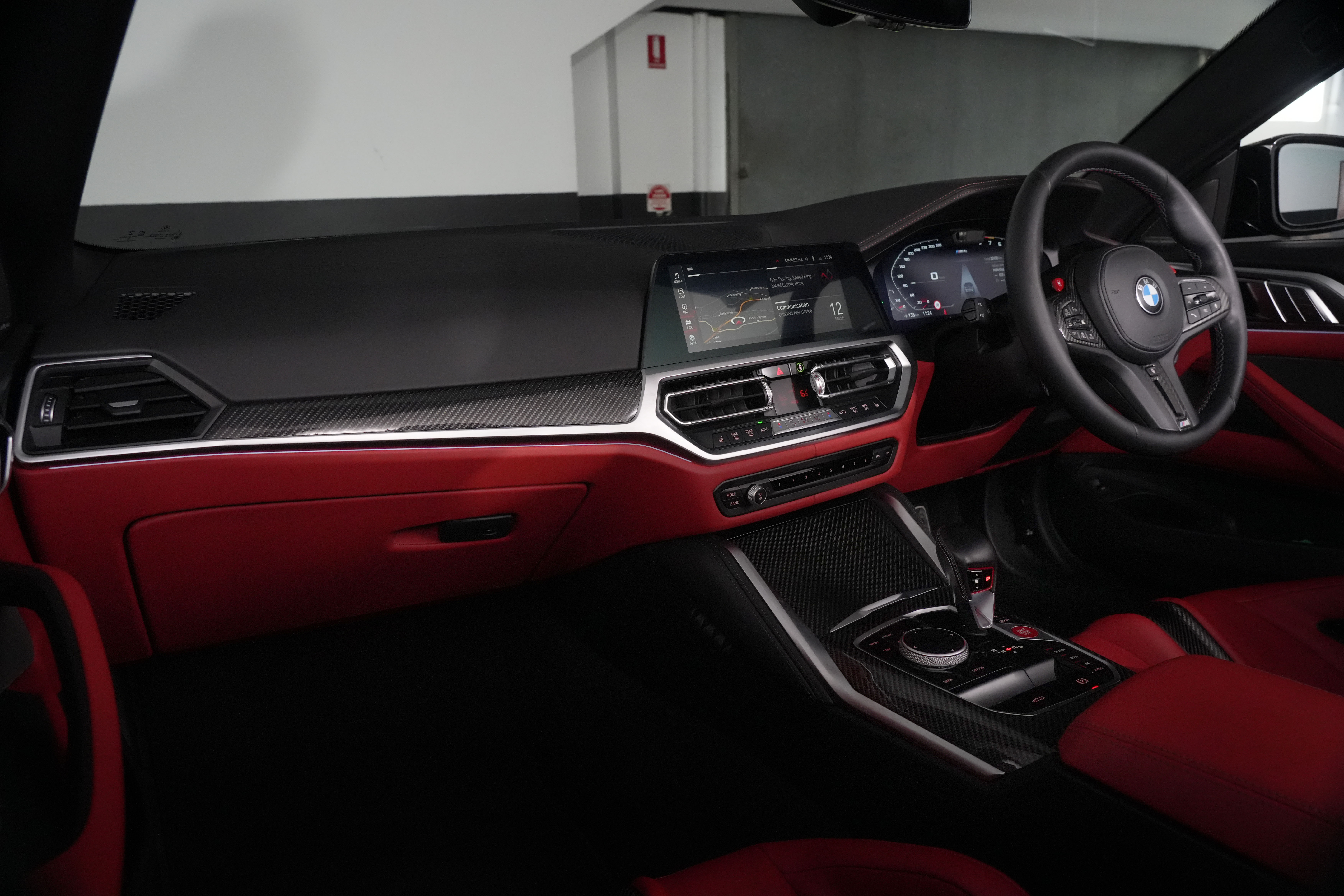 2022 BMW M4 Competition Convertible Image 28