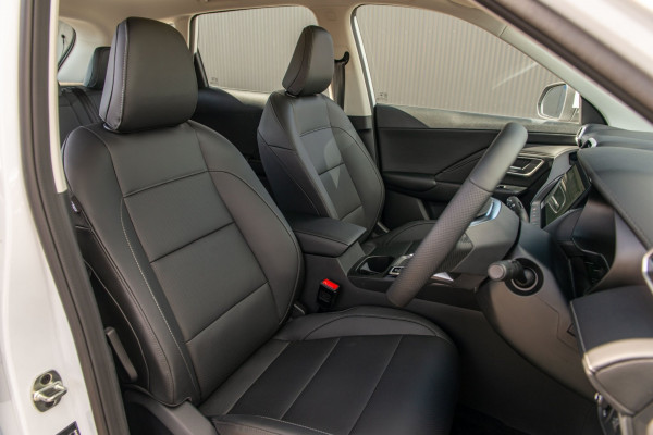2026 MG ZS ZS32 Essence SUV Image 10