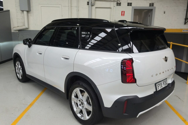 2024 MINI Countryman U25 S Classic Wagon Image 7