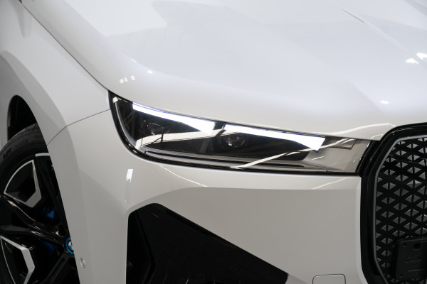 2024 BMW iX xDrive40 Sport SUV Image 2