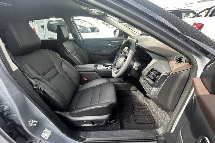 2024 MY25 Nissan X-Trail T33 N-TREK SUV Image 16