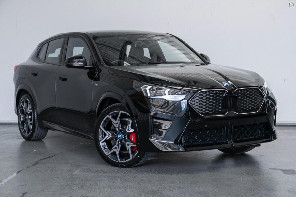 BMW iX2 eDrive20 M Sport U10