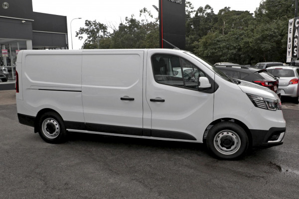 2026 Renault Trafic X82 Pro Van image 5