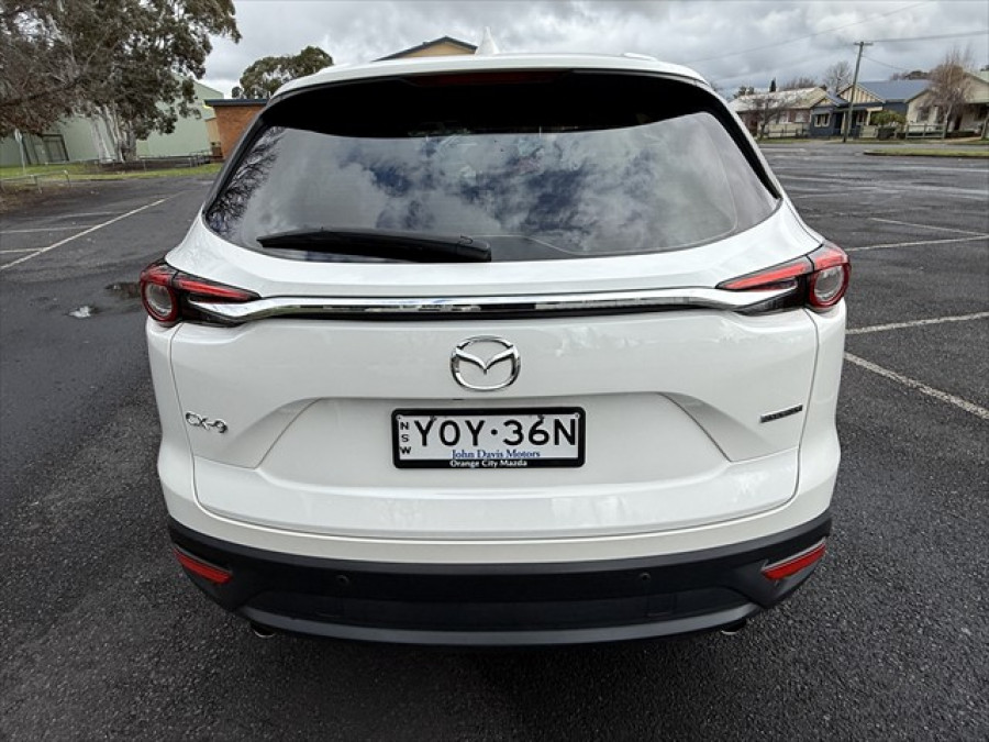 2023 Mazda CX-9 TC Touring SUV Image 4