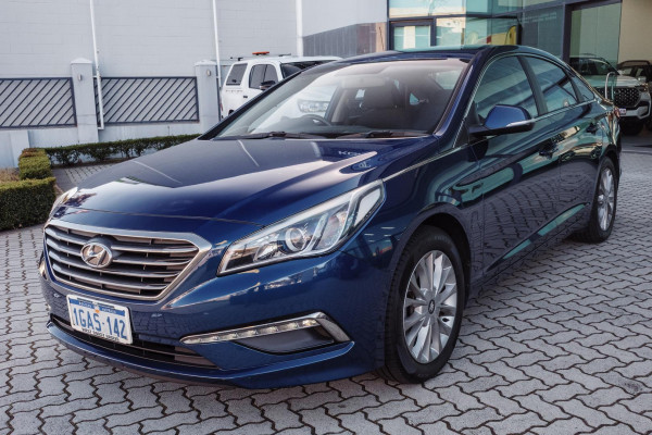 2015 Hyundai Sonata LF Active Sedan Image 3
