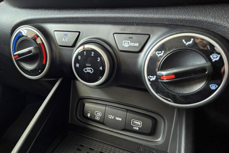 2025 Hyundai Venue QX.V5  SUV Image 15