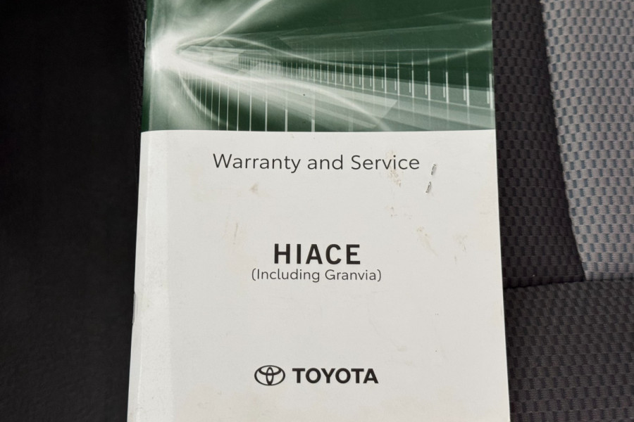 2021 Toyota HiAce GDH300R  Crew Van Image 19