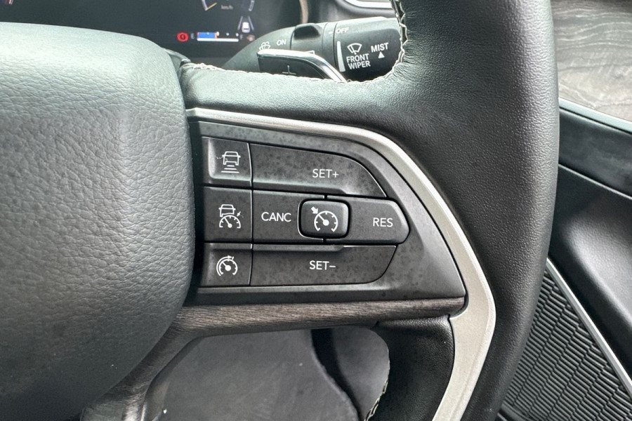 2022 Jeep Grand Cherokee WL L Limited Wagon Image 13