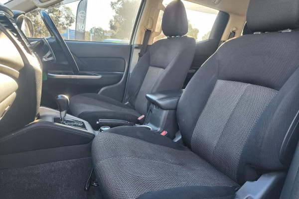 2019 Mitsubishi Triton MR GLS Ute Image 16