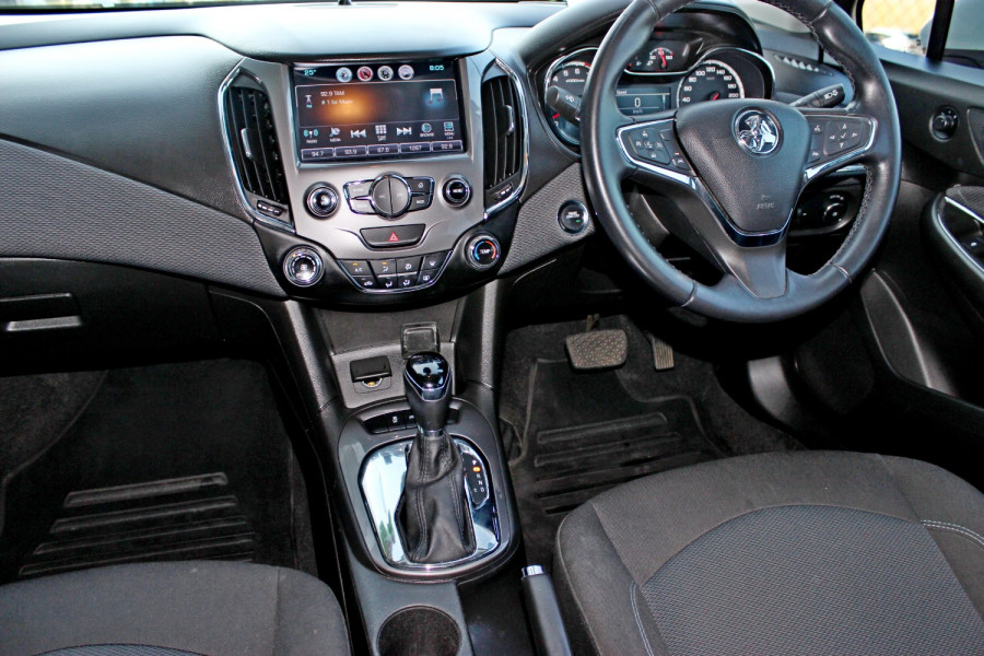 2017 Holden Astra BL LT Sedan Image 10