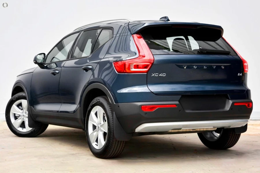 2025 MY26 Volvo XC40 XZ Plus B4 SUV Image 3