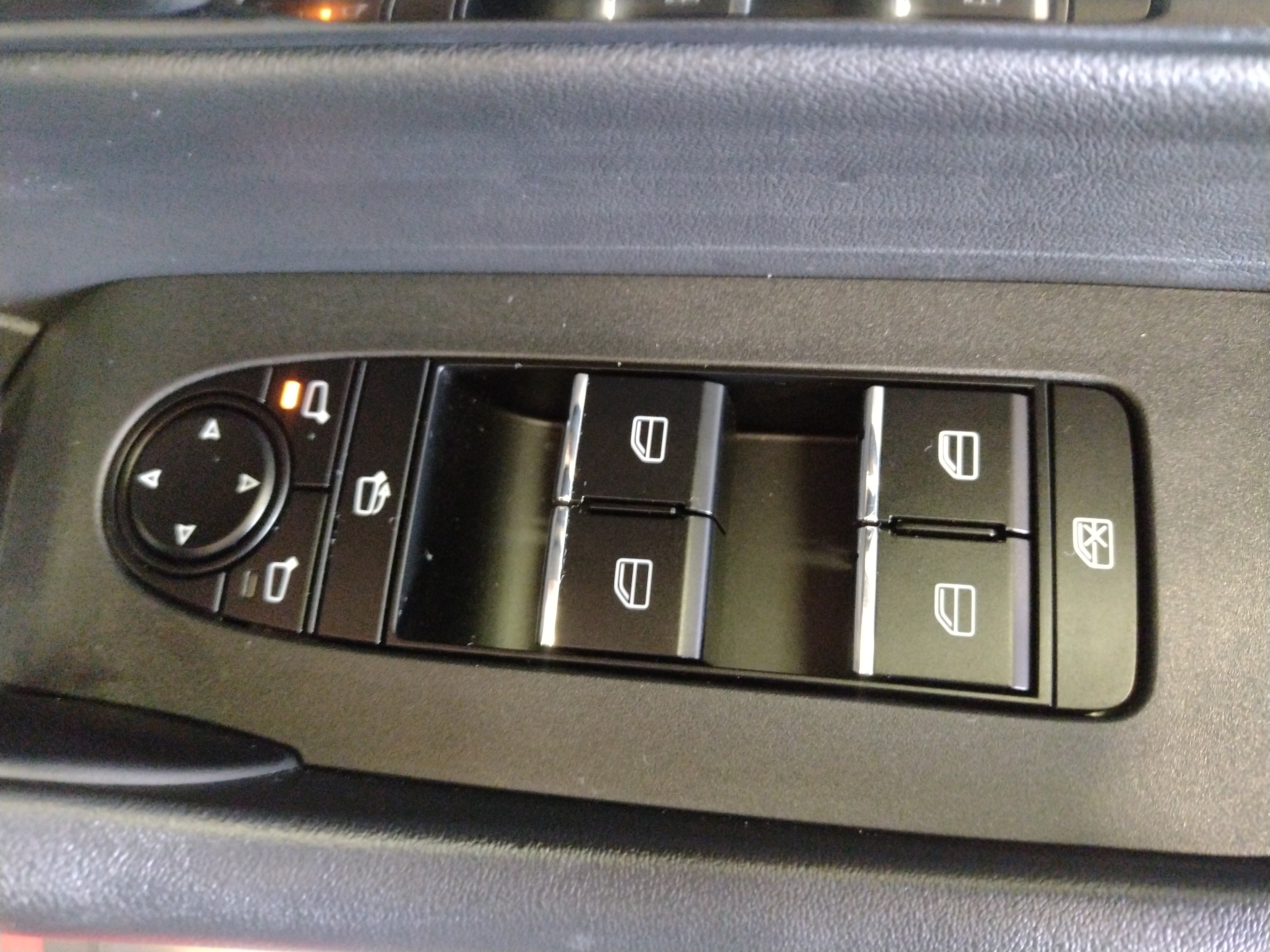 2024 Mazda CX-60 KH Series D50e GT SUV Image 14