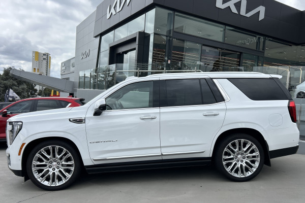 2025 Holden Yukon Denali Wagon Image 4
