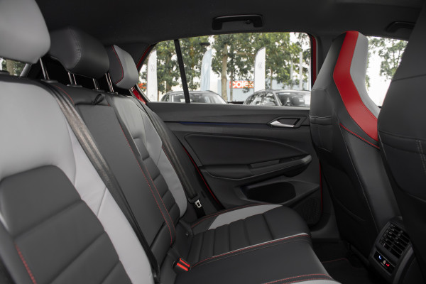 2026 Volkswagen Golf 8.5 GTI Hatch image 10